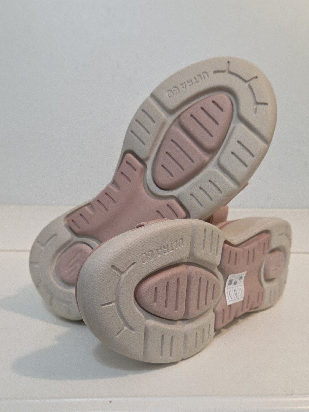 Skechers Women's Blush Pink Crisscross Arch Fit Sandals Size 7 NWOB - Picture 5 of 9